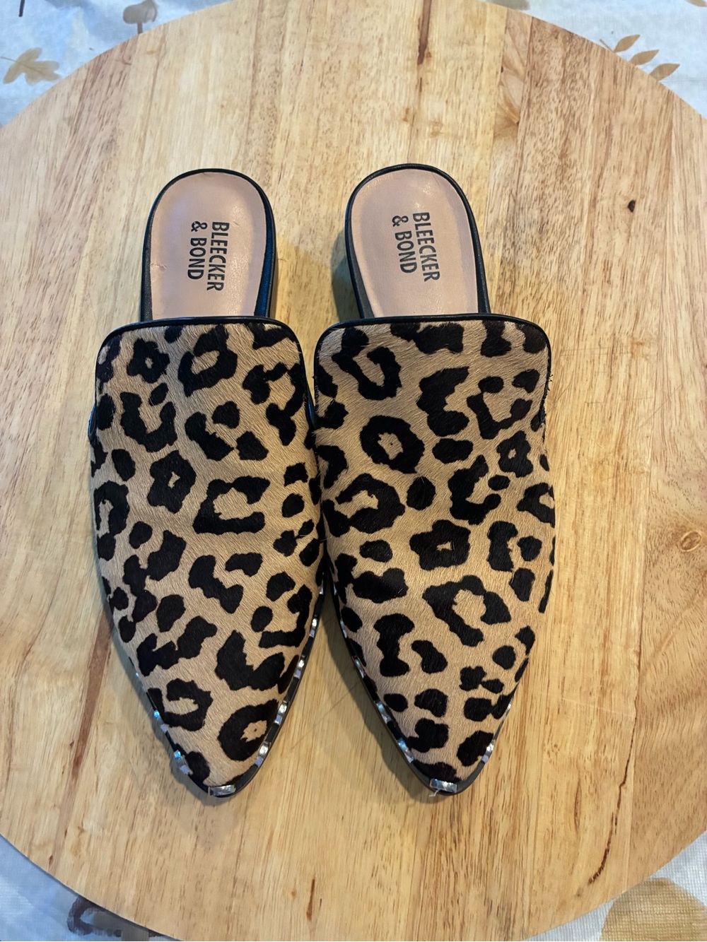 Bleecker and bond Leopard Print Pointed Toe Mules - Tan/Black